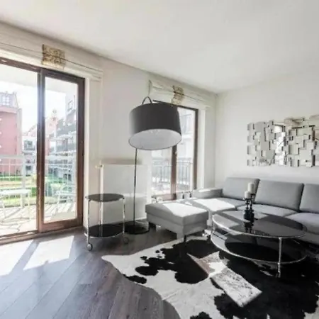 Urban Nest - Szafarnia 5 Apartment Danzig